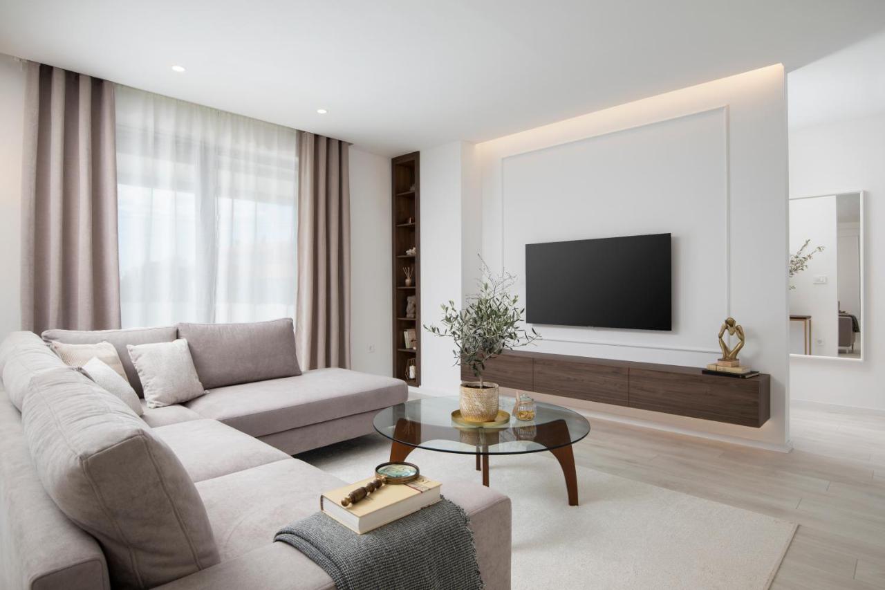 Villa Artis Пула Екстериор снимка