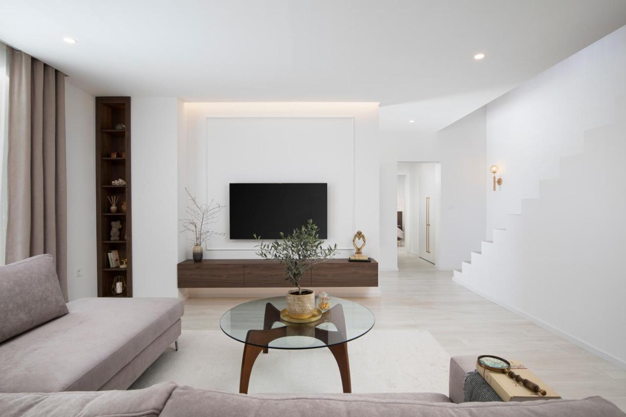 Villa Artis Пула Екстериор снимка
