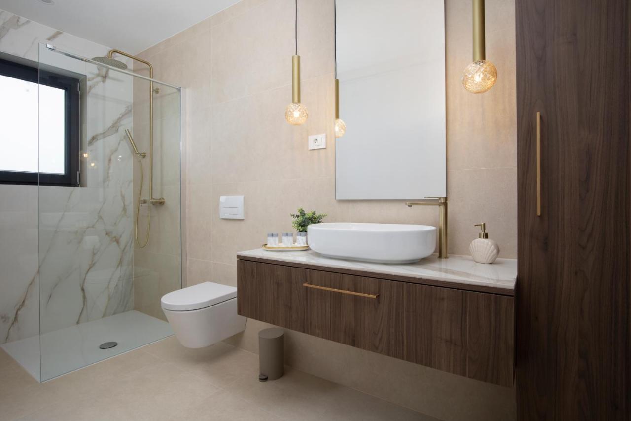 Villa Artis Пула Екстериор снимка